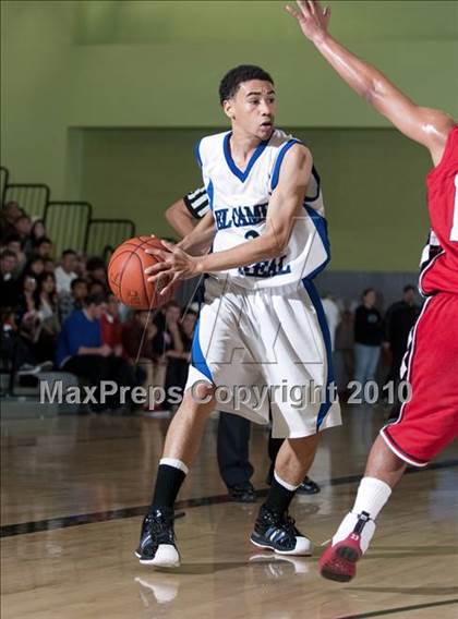 Thumbnail 2 in Verdugo Hills vs. El Camino Real (CIF LA City Section D3 Final) photogallery.