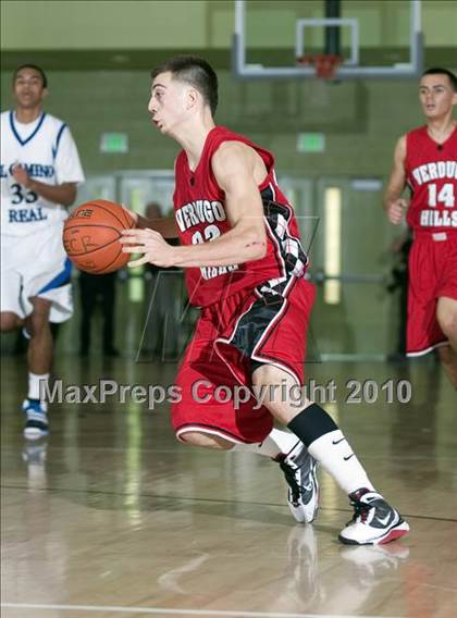Thumbnail 3 in Verdugo Hills vs. El Camino Real (CIF LA City Section D3 Final) photogallery.