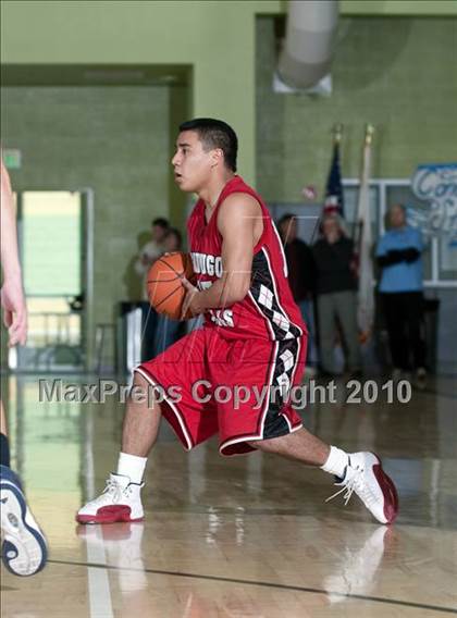 Thumbnail 1 in Verdugo Hills vs. El Camino Real (CIF LA City Section D3 Final) photogallery.