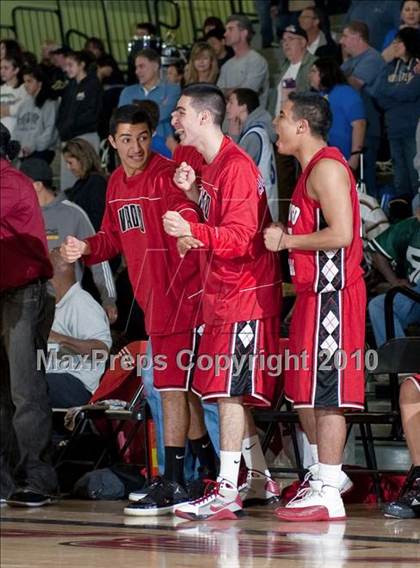 Thumbnail 1 in Verdugo Hills vs. El Camino Real (CIF LA City Section D3 Final) photogallery.