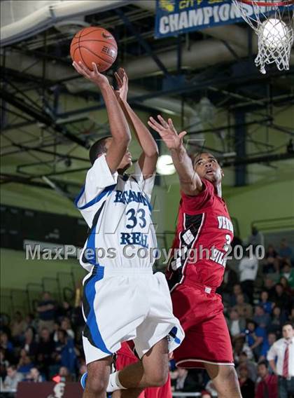 Thumbnail 1 in Verdugo Hills vs. El Camino Real (CIF LA City Section D3 Final) photogallery.