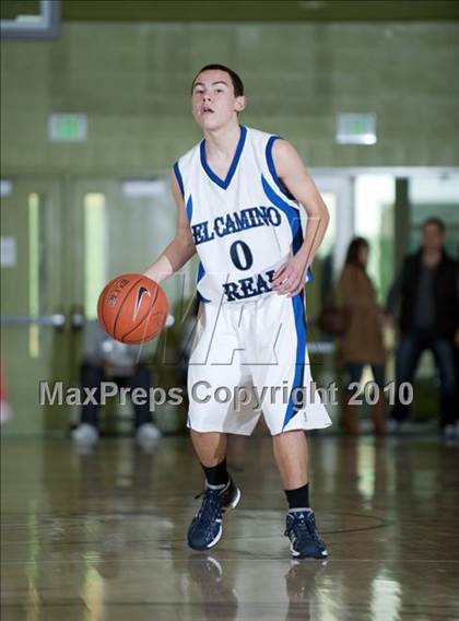 Thumbnail 1 in Verdugo Hills vs. El Camino Real (CIF LA City Section D3 Final) photogallery.