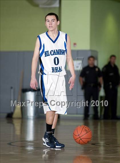Thumbnail 1 in Verdugo Hills vs. El Camino Real (CIF LA City Section D3 Final) photogallery.