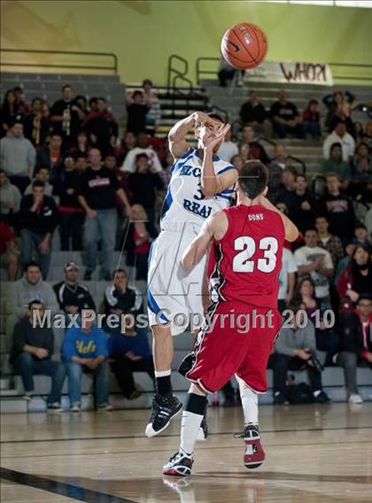 Thumbnail 3 in Verdugo Hills vs. El Camino Real (CIF LA City Section D3 Final) photogallery.