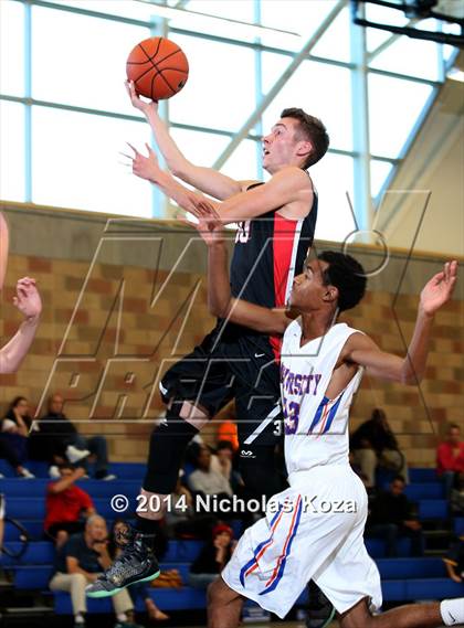Thumbnail 1 in Harvard-Westlake vs. University (Jim Nakabara Classic) photogallery.
