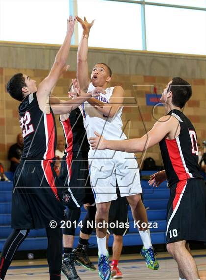 Thumbnail 1 in Harvard-Westlake vs. University (Jim Nakabara Classic) photogallery.