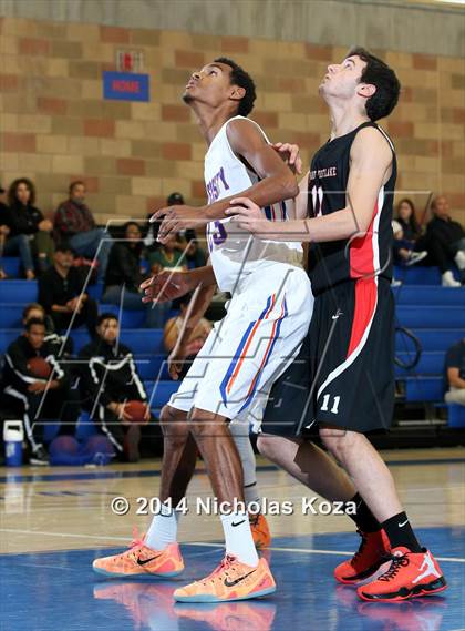 Thumbnail 2 in Harvard-Westlake vs. University (Jim Nakabara Classic) photogallery.