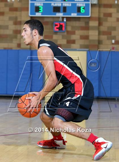 Thumbnail 2 in Harvard-Westlake vs. University (Jim Nakabara Classic) photogallery.