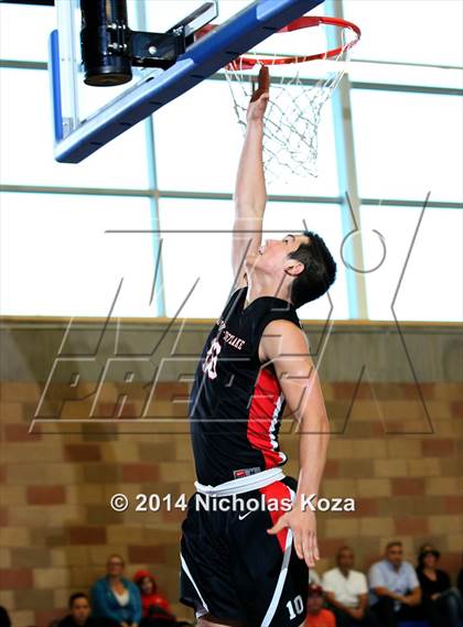 Thumbnail 1 in Harvard-Westlake vs. University (Jim Nakabara Classic) photogallery.