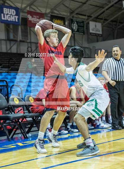 Thumbnail 3 in El Camino vs Saratoga (Santa Cruz Warriors Invitational Tournament) photogallery.