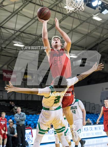 Thumbnail 2 in El Camino vs Saratoga (Santa Cruz Warriors Invitational Tournament) photogallery.