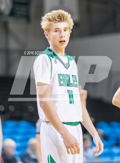 Thumbnail 3 in El Camino vs Saratoga (Santa Cruz Warriors Invitational Tournament) photogallery.