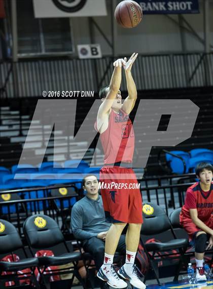 Thumbnail 2 in El Camino vs Saratoga (Santa Cruz Warriors Invitational Tournament) photogallery.