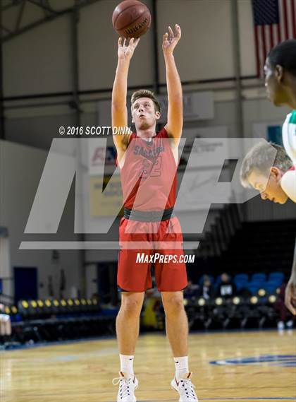 Thumbnail 3 in El Camino vs Saratoga (Santa Cruz Warriors Invitational Tournament) photogallery.