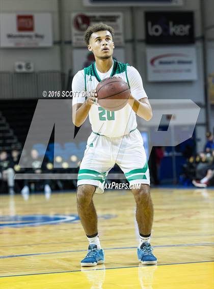 Thumbnail 2 in El Camino vs Saratoga (Santa Cruz Warriors Invitational Tournament) photogallery.