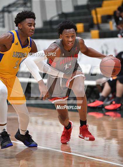 Thumbnail 2 in Dublin vs. St. Bernard (The Classic at Damien) photogallery.