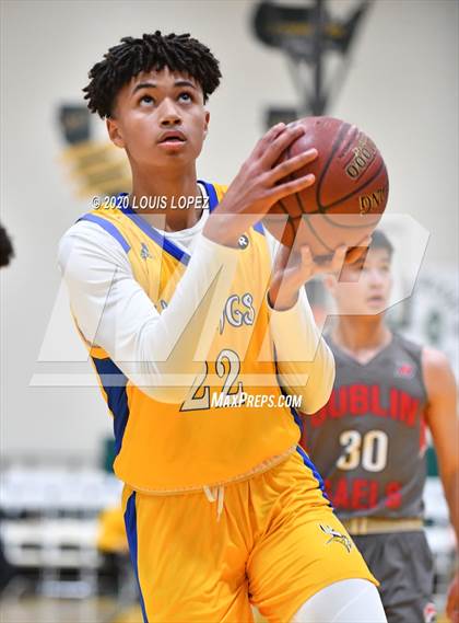 Thumbnail 2 in Dublin vs. St. Bernard (The Classic at Damien) photogallery.