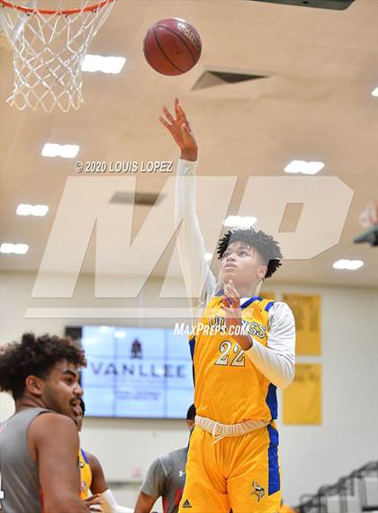 Thumbnail 1 in Dublin vs. St. Bernard (The Classic at Damien) photogallery.