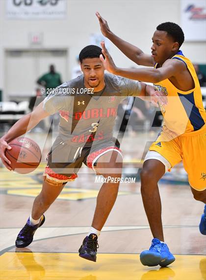 Thumbnail 3 in Dublin vs. St. Bernard (The Classic at Damien) photogallery.