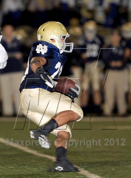 Thumbnail 3 in Loyola @ Notre Dame photogallery.