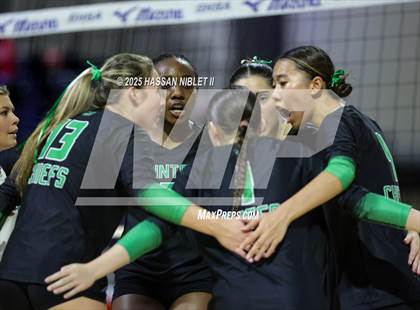 Thumbnail 3 in McIntosh vs. Woodward Academy (GHSA 5A Final) photogallery.