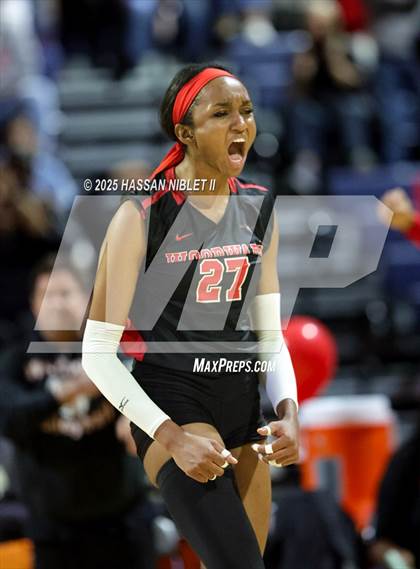 Thumbnail 1 in McIntosh vs. Woodward Academy (GHSA 5A Final) photogallery.
