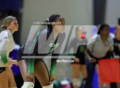 Thumbnail 1 in McIntosh vs. Woodward Academy (GHSA 5A Final) photogallery.