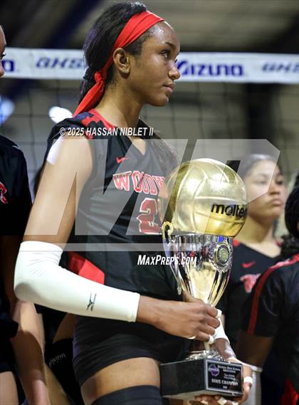 Thumbnail 2 in McIntosh vs. Woodward Academy (GHSA 5A Final) photogallery.