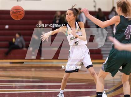Thumbnail 2 in Canton Central Catholic vs. Aquinas photogallery.