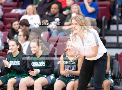 Thumbnail 2 in Canton Central Catholic vs. Aquinas photogallery.