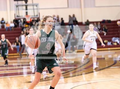 Thumbnail 2 in Canton Central Catholic vs. Aquinas photogallery.