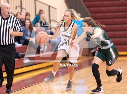 Thumbnail 1 in Canton Central Catholic vs. Aquinas photogallery.