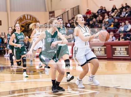 Thumbnail 2 in Canton Central Catholic vs. Aquinas photogallery.