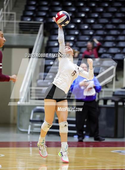 Thumbnail 1 in Harlan vs. Cinco Ranch (UIL 6A Volleyball Semifinal) photogallery.
