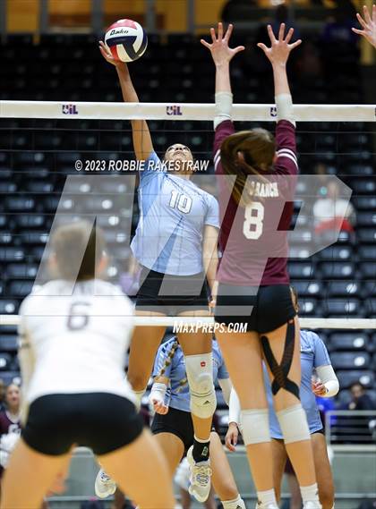 Thumbnail 2 in Harlan vs. Cinco Ranch (UIL 6A Volleyball Semifinal) photogallery.