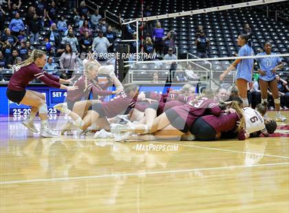 Thumbnail 1 in Harlan vs. Cinco Ranch (UIL 6A Volleyball Semifinal) photogallery.