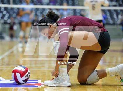 Thumbnail 1 in Harlan vs. Cinco Ranch (UIL 6A Volleyball Semifinal) photogallery.