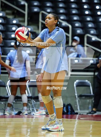 Thumbnail 1 in Harlan vs. Cinco Ranch (UIL 6A Volleyball Semifinal) photogallery.