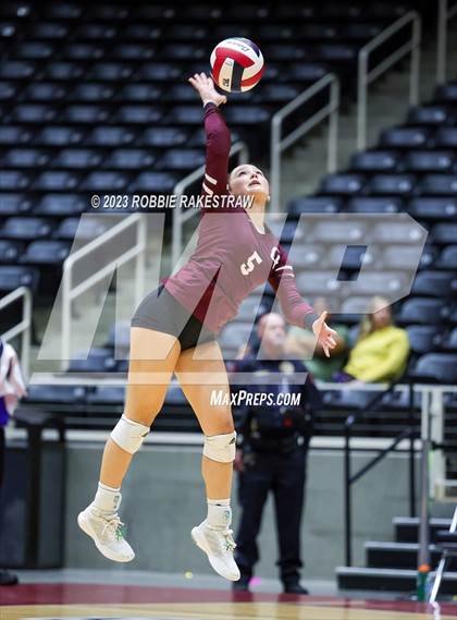 Thumbnail 1 in Harlan vs. Cinco Ranch (UIL 6A Volleyball Semifinal) photogallery.