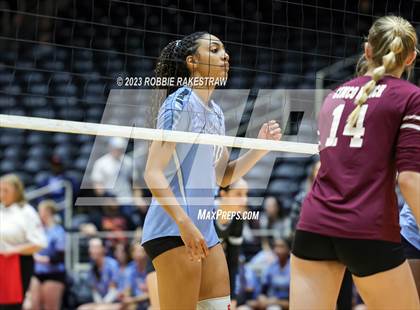Thumbnail 3 in Harlan vs. Cinco Ranch (UIL 6A Volleyball Semifinal) photogallery.