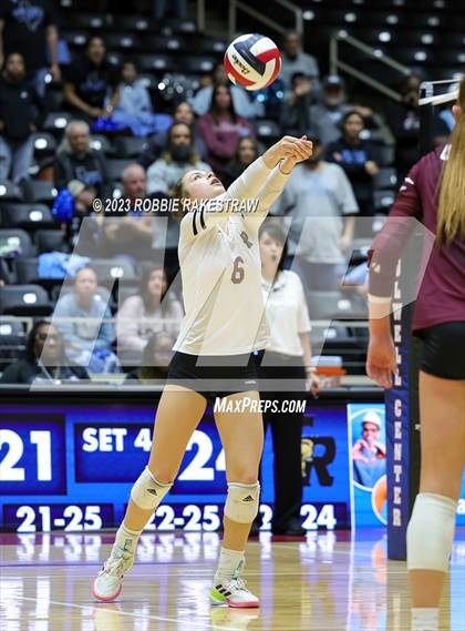 Thumbnail 1 in Harlan vs. Cinco Ranch (UIL 6A Volleyball Semifinal) photogallery.