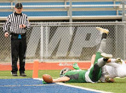 Thumbnail 2 in State College vs. Pine-Richland (PIAA Class 6A Quarterfinal) photogallery.
