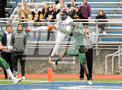 Thumbnail 2 in State College vs. Pine-Richland (PIAA Class 6A Quarterfinal) photogallery.