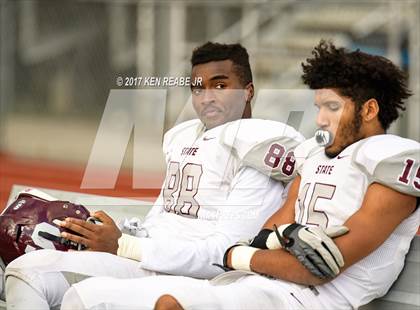Thumbnail 2 in State College vs. Pine-Richland (PIAA Class 6A Quarterfinal) photogallery.