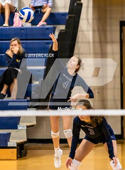 Thumbnail 3 in Pasco vs. Land O' Lakes (Bishop McLaughlin JV Tournament) photogallery.