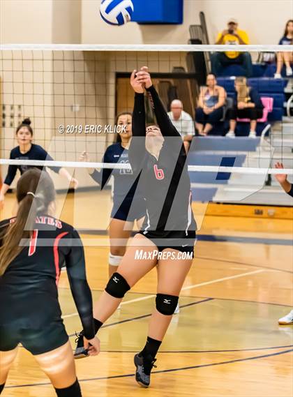 Thumbnail 1 in Pasco vs. Land O' Lakes (Bishop McLaughlin JV Tournament) photogallery.