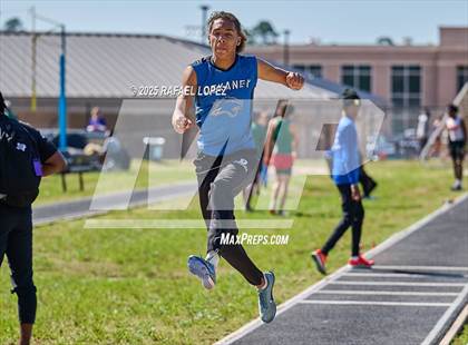 Thumbnail 2 in UIL 6A Track & Field Area 13&14 (Long Jump) photogallery.