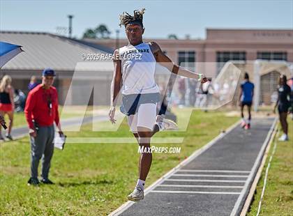 Thumbnail 2 in UIL 6A Track & Field Area 13&14 (Long Jump) photogallery.