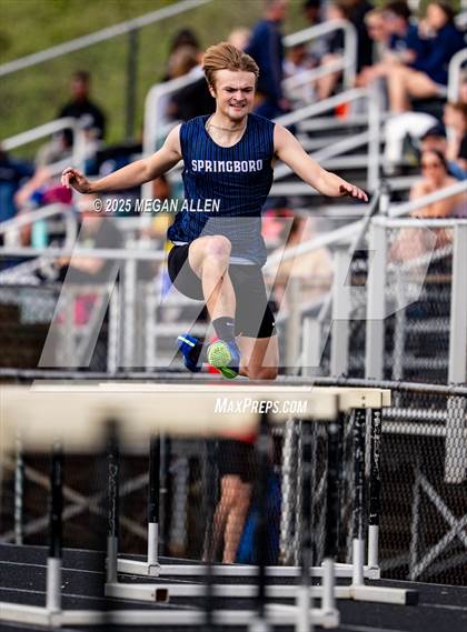 Thumbnail 3 in 50th Annual Centerville Elk Relays photogallery.