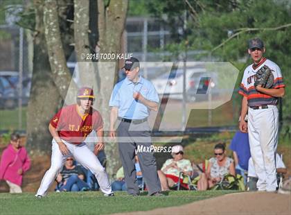 Thumbnail 3 in St. Joseph vs Montville (CIAC Class M Second Round) photogallery.